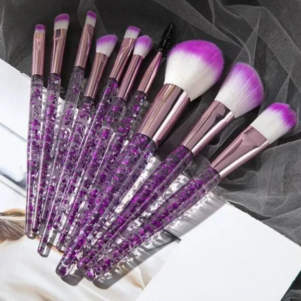 Set de 10 pinceaux de maquillage doux et stylés