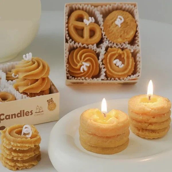 Coffret de 4 bougies parfumées en forme de gâteaux